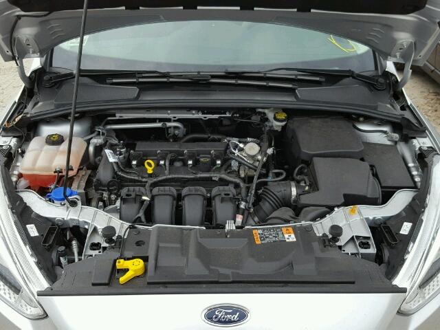 1FADP3F2XGL323428 - 2016 FORD FOCUS SE SILVER photo 7