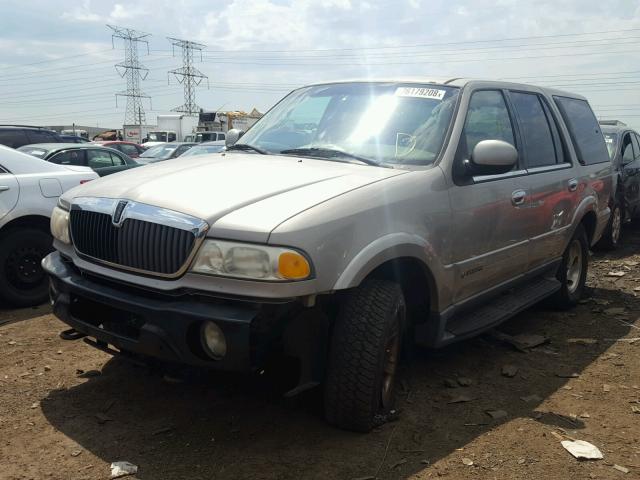 5LMFU28R51LJ12217 - 2001 LINCOLN NAVIGATOR TAN photo 2