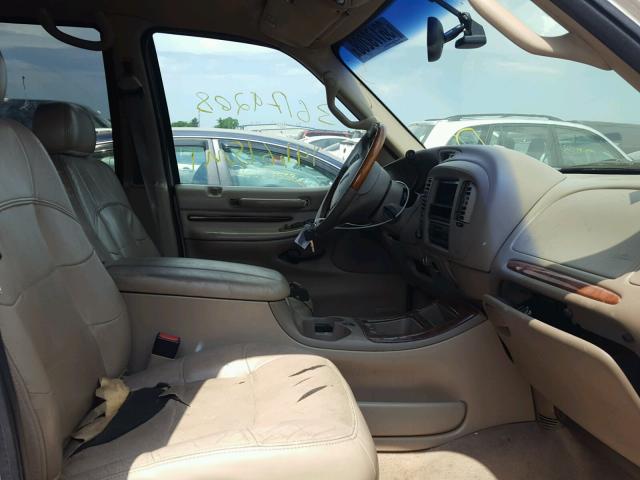 5LMFU28R51LJ12217 - 2001 LINCOLN NAVIGATOR TAN photo 5
