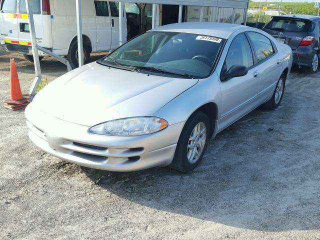 2B3HD46R82H181661 - 2002 DODGE INTREPID S SILVER photo 2