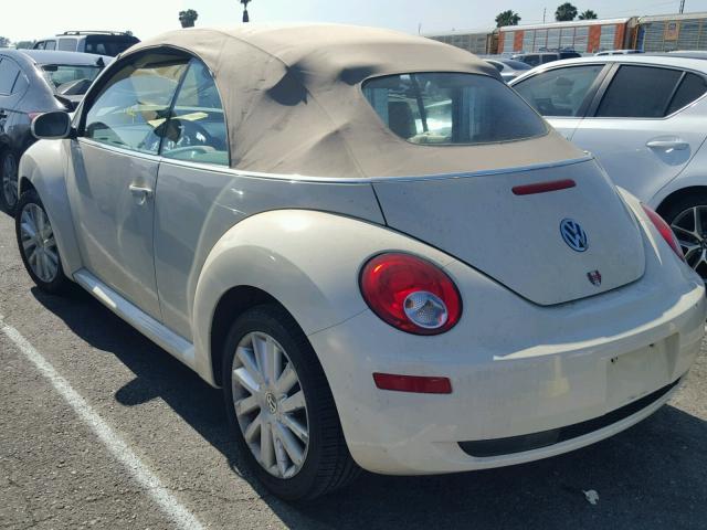3VWRF31Y68M403840 - 2008 VOLKSWAGEN NEW BEETLE 奶油色 照片 3