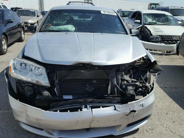 1B3BD4FB3BN598718 - 2011 DODGE AVENGER EX SILVER photo 9