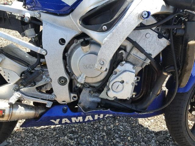 JYARJ04E12A024875 - 2002 YAMAHA YZFR6 L BLUE photo 7