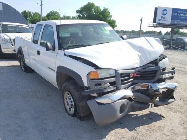 1GTHC29U95E131093 - 2005 GMC SIERRA C25 WHITE photo 1