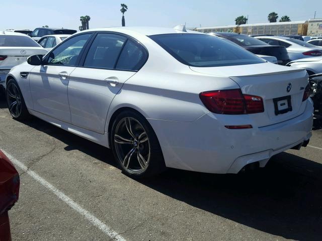 WBSFV9C54DC773719 - 2013 BMW M5 WHITE photo 3