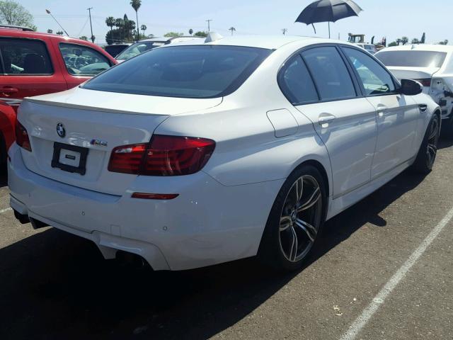 WBSFV9C54DC773719 - 2013 BMW M5 WHITE photo 4