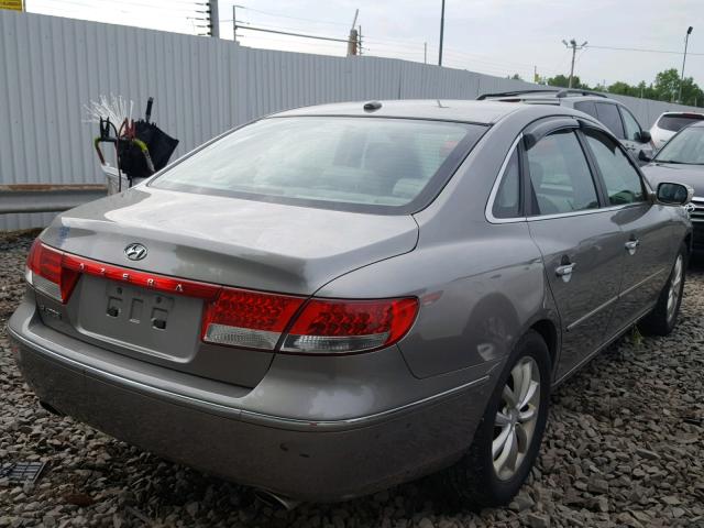 KMHFC46D98A333947 - 2008 HYUNDAI AZERA GLS GRAY photo 4