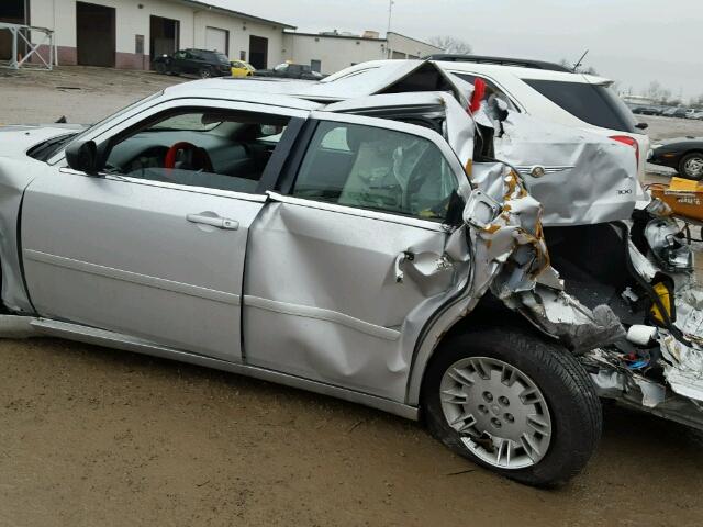 2C3KA43R86H150471 - 2006 CHRYSLER 300 SILVER photo 10