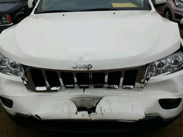 1J4RR4GG1BC547569 - 2011 JEEP GRAND CHER WHITE photo 7