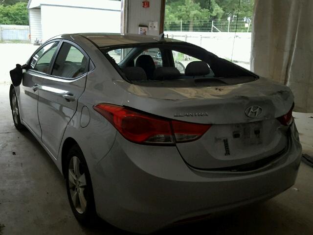 5NPDH4AE3DH434885 - 2013 HYUNDAI ELANTRA GL SILVER photo 3