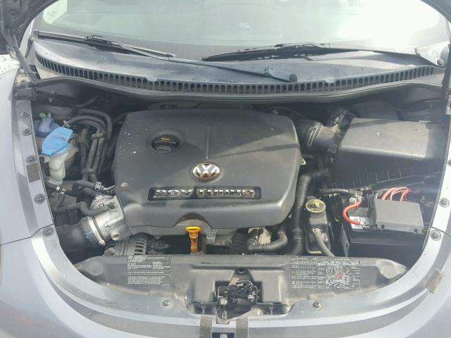 3VWCD31Y24M314420 - 2004 VOLKSWAGEN NEW BEETLE 灰色 照片 7