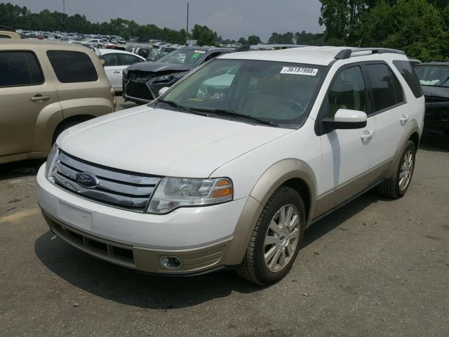 1FMDK07W68GA11444 - 2008 FORD TAURUS X E WHITE photo 2