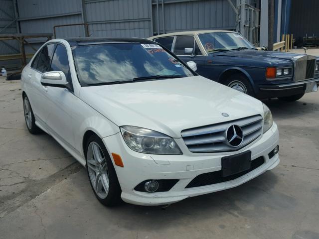 WDDGF56XX8R021630 - 2008 MERCEDES-BENZ C 350 WHITE photo 1