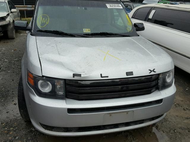 2FMHK6DT6BBD12535 - 2011 FORD FLEX LIMIT SILVER photo 7