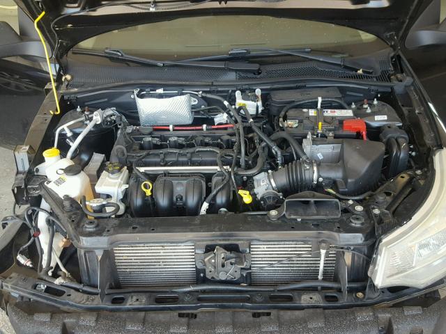 1FAHP32N98W232040 - 2008 FORD FOCUS S/SE BLACK photo 7