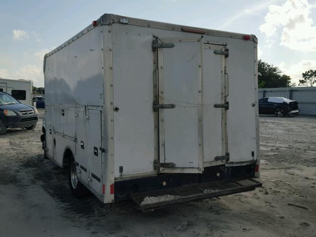 1GBJG31R7Y1226934 - 2000 CHEVROLET C3500 WHITE photo 3