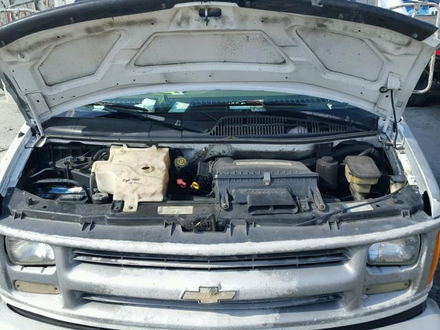 1GBJG31R7Y1226934 - 2000 CHEVROLET C3500 WHITE photo 7