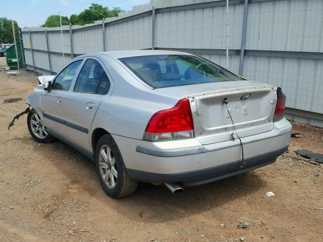 YV1RS58DX22096713 - 2002 VOLVO S60 2.4T SILVER photo 3