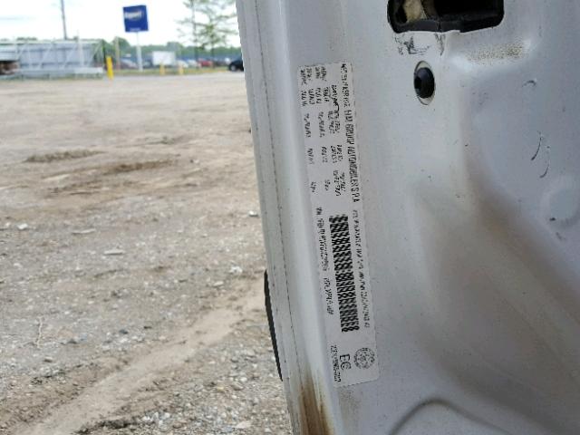 ZFBERFBTXF6952065 - 2015 RAM PROMASTER 白色 照片 10