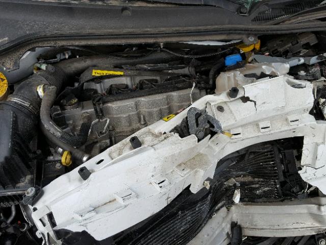 ZFBERFBTXF6952065 - 2015 RAM PROMASTER 白色 照片 7