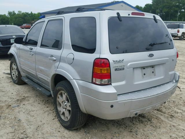 1FMCU941X5KC23484 - 2005 FORD ESCAPE LIM SILVER photo 3