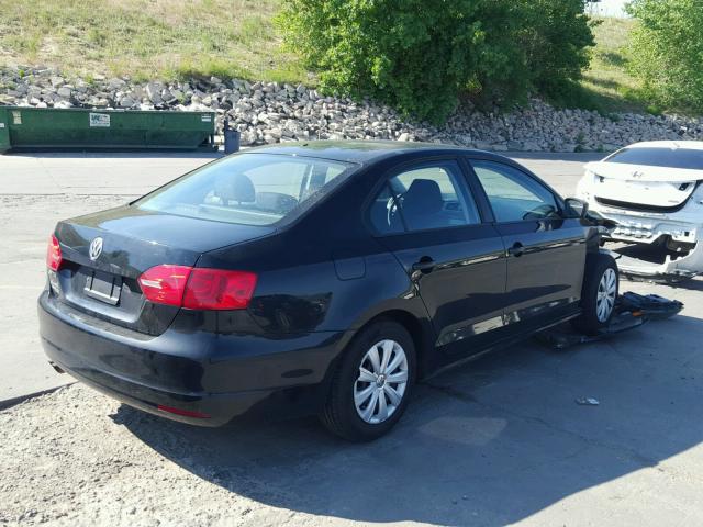 3VW2K7AJ8EM386980 - 2014 VOLKSWAGEN JETTA BASE 黑色 照片 4