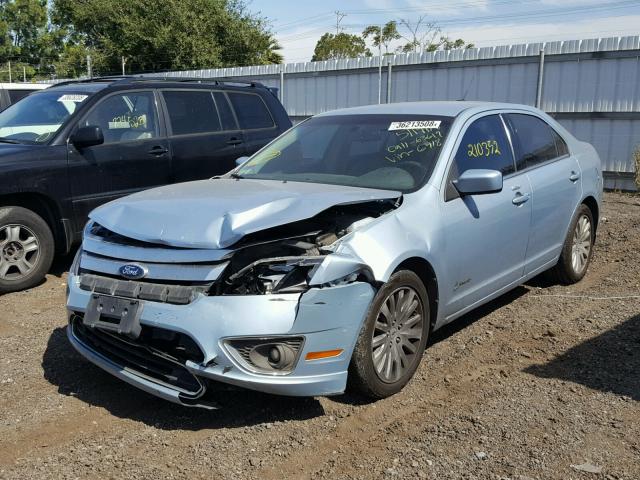 3FADP0L35BR116418 - 2011 FORD FUSION HYB BLUE photo 2