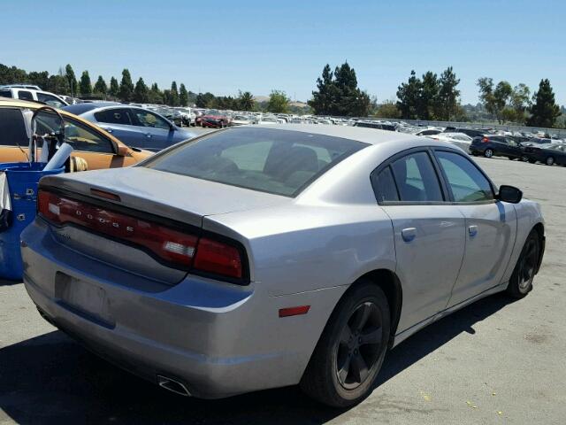 2C3CDXBG6DH688984 - 2013 DODGE CHARGER SILVER photo 4