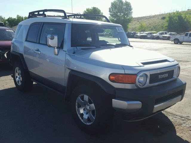 JTEBU11F270067601 - 2007 TOYOTA FJ CRUISER SILVER photo 1