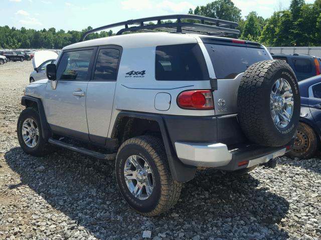 JTEBU11F570079905 - 2007 TOYOTA FJ CRUISER TWO TONE photo 3