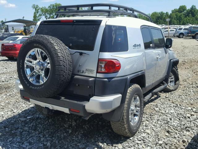 JTEBU11F570079905 - 2007 TOYOTA FJ CRUISER TWO TONE photo 4