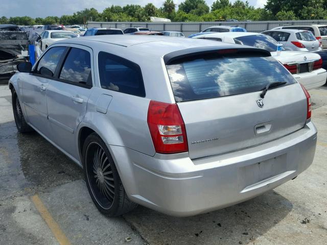 2D8FV48T75H629485 - 2005 DODGE MAGNUM SE SILVER photo 3