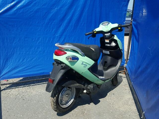 RFVPAC205G1017736 - 2016 GENUINE SCOOTER CO. BUDDY 125 GREEN photo 4