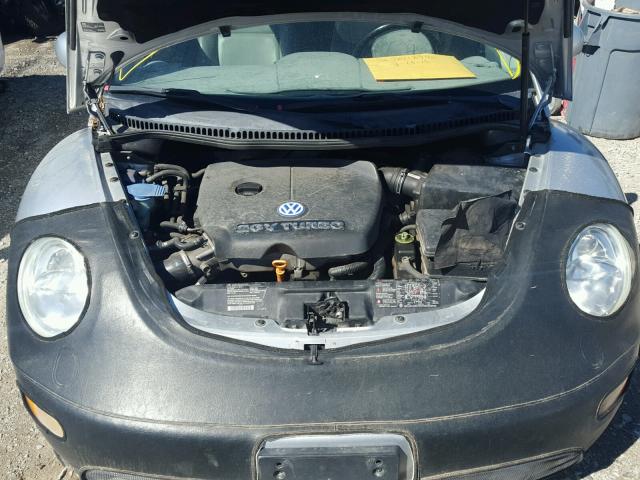 3VWED21C41M477069 - 2001 VOLKSWAGEN NEW BEETLE 银色 照片 7