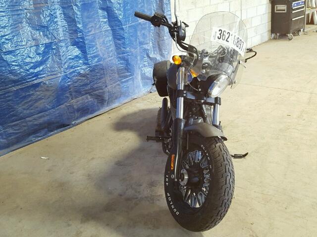 5VPLB36N6F3045321 - 2015 VICTORY MOTORCYCLES GUNNER Boz foto 1