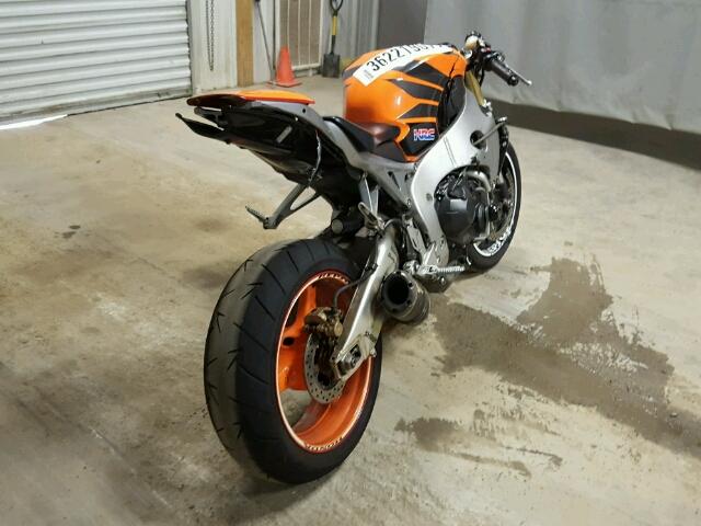 JH2SC59J99K000497 - 2009 HONDA CBR1000 ORANGE photo 4