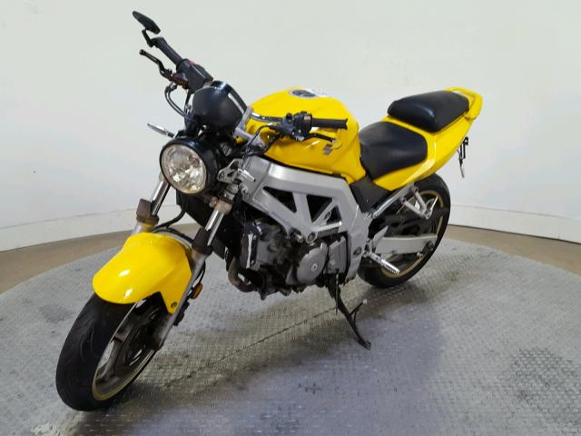 JS1VP53A142101264 - 2004 SUZUKI SV650 YELLOW photo 4