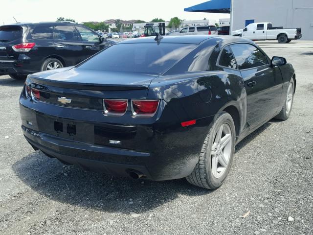 2G1FA1E33D9197573 - 2013 CHEVROLET CAMARO LS BLACK photo 4