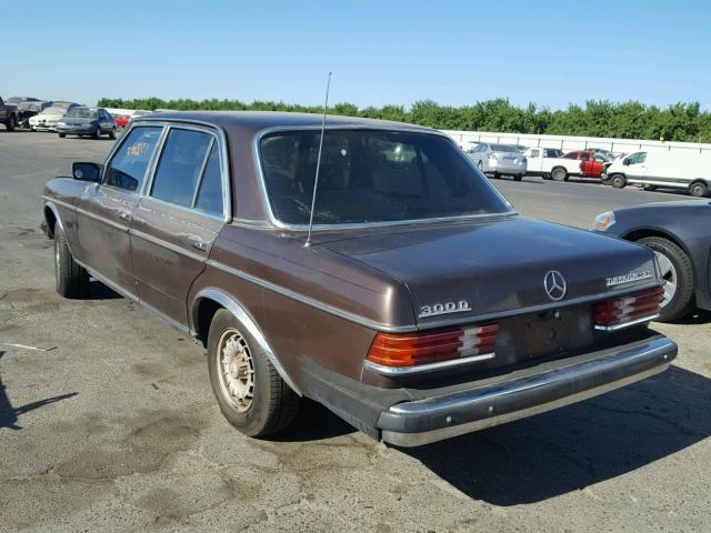 WDBAB33A3CB000523 - 1982 MERCEDES-BENZ 300 DT BROWN photo 3