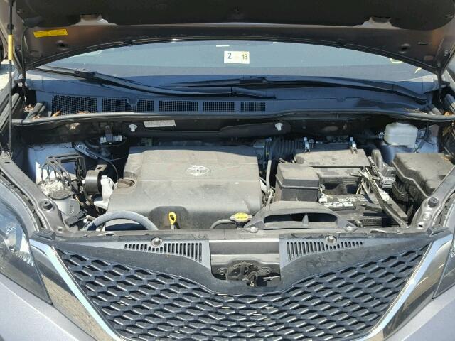 5TDXK3DC7ES429526 - 2014 TOYOTA SIENNA SPO SILVER photo 7