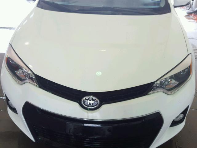 5YFBURHE0GP479487 - 2016 TOYOTA COROLLA L WHITE photo 9