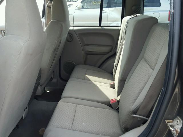 1J4GL38K66W181893 - 2006 JEEP LIBERTY RE CREAM photo 6