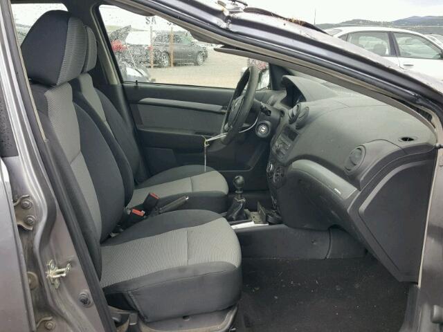 KL1TD6DE9BB186744 - 2011 CHEVROLET AVEO LS GRAY photo 5