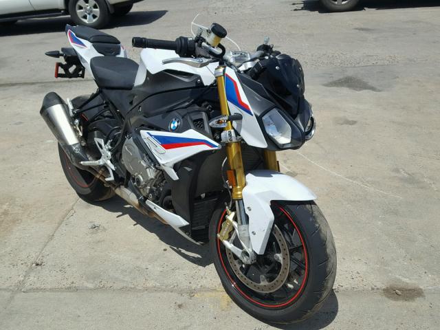 WB10D6206HZ761950 - 2017 BMW S 1000 R WHITE photo 1