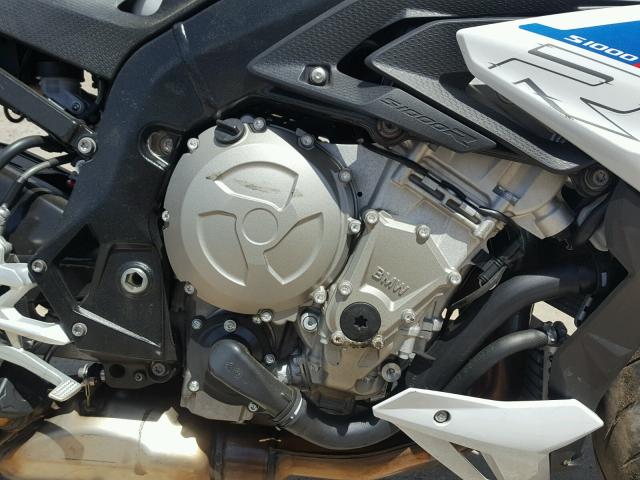 WB10D6206HZ761950 - 2017 BMW S 1000 R WHITE photo 7