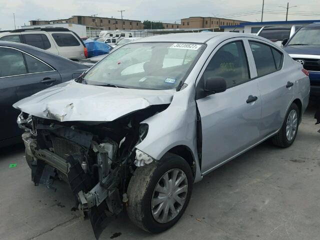 3N1CN7AP5CL825206 - 2012 NISSAN VERSA S SILVER photo 2