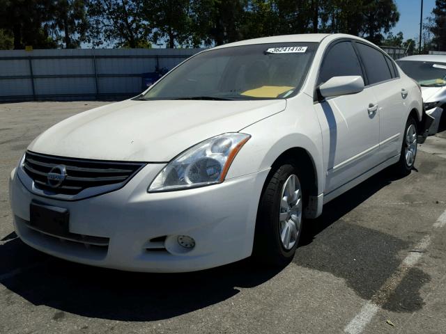 1N4AL2AP8CC124240 - 2012 NISSAN ALTIMA BAS WHITE photo 2