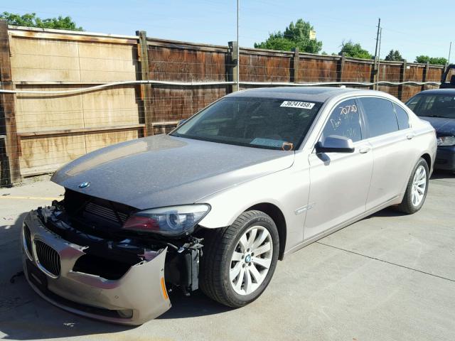 WBAKC8C59AC430189 - 2010 BMW 750 LI SILVER photo 2