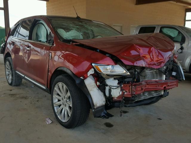 2LMDJ6JK9DBL48692 - 2013 LINCOLN MKX RED photo 1