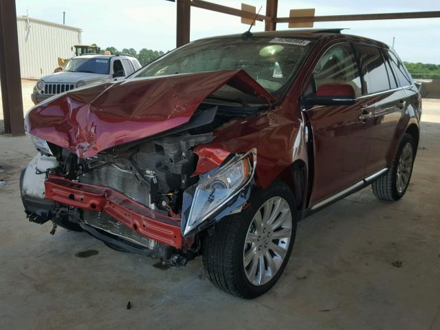 2LMDJ6JK9DBL48692 - 2013 LINCOLN MKX RED photo 2